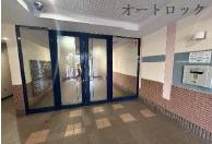 �_�ސ쌧����s����̒��Ã}���V�����̃G���g�����X