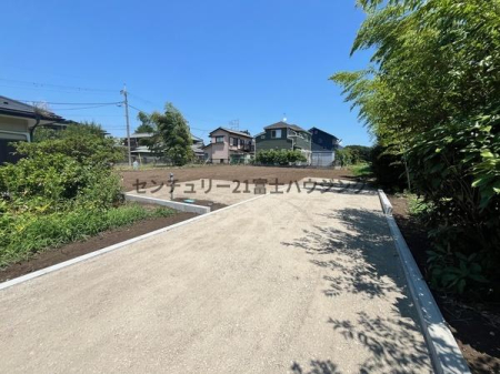 �_�ސ쌧����s�T���̓y�n�̑O�ʓ��H�܂ތ��n�ʐ^