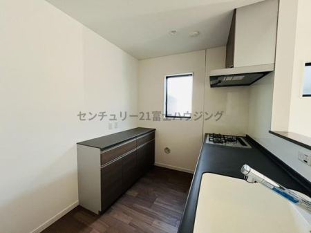 �_�ސ쌧������s�΂��l�̐V�z��ˌ��ẴL�b�`��