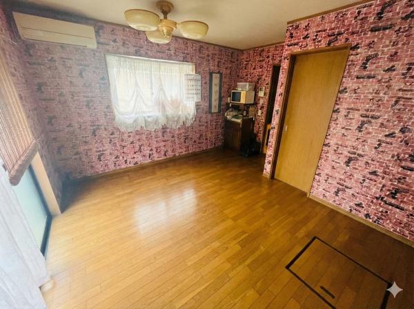 �_�ސ쌧������s����1���ڂ̒��È�ˌ��Ẵ��r���O