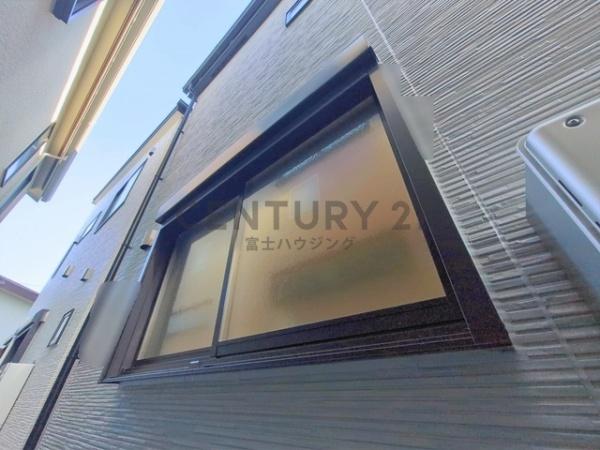 �_�ސ쌧����s�ғ�1���ڂ̐V�z��ˌ��Ẳ摜