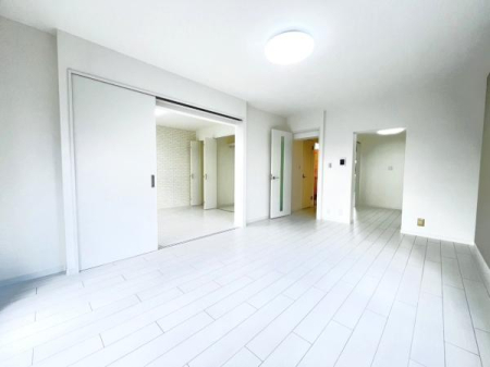 �_�ސ쌧����s������2���ڂ̒��Ã}���V�����̃��r���O