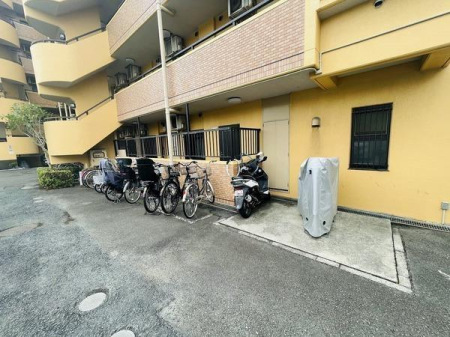 �_�ސ쌧����s�ΐ�5���ڂ̒��Ã}���V�����̂��̑����p��