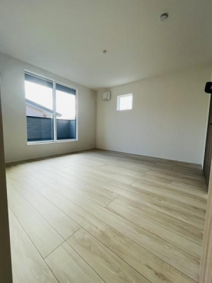 �_�ސ쌧������s�����̐V�z��ˌ��Ă̗m��