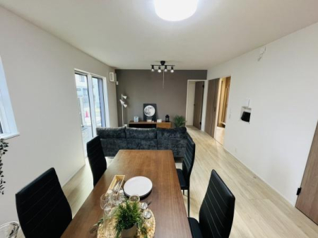 �_�ސ쌧������s�����̐V�z��ˌ��Ẵ��r���O