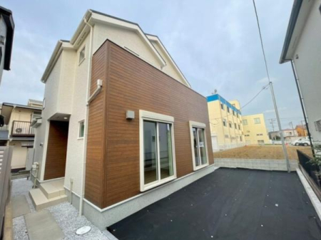 �_�ސ쌧������s�����̐V�z��ˌ��Ă̌��n�O�ώʐ^