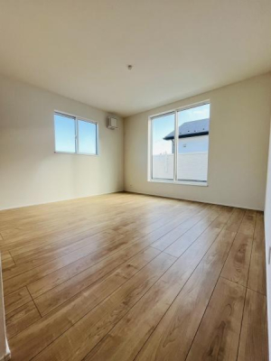 �_�ސ쌧������s�����̐V�z��ˌ��Ă̗m��