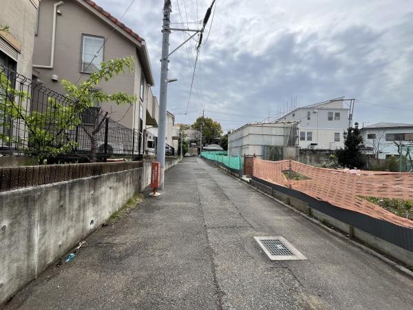 �_�ސ쌧����s�А�2���ڂ̓y�n�̑O�ʓ��H�܂ތ��n�ʐ^