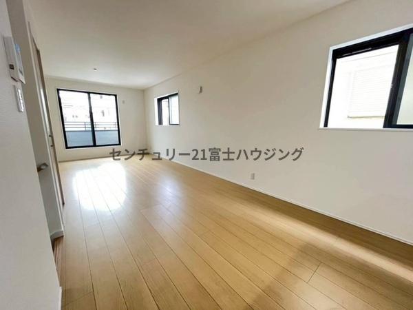 �_�ސ쌧����s�ғ����C��1���ڂ̐V�z��ˌ��Ẵ��r���O