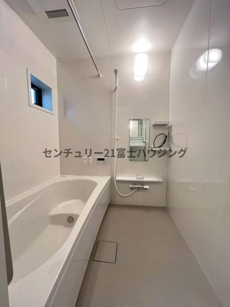 �_�ސ쌧����s�ғ����C��1���ڂ̐V�z��ˌ��Ă̗���