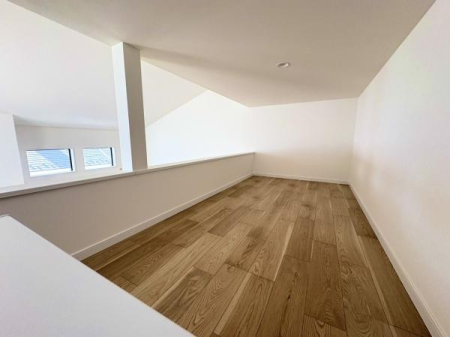 �_�ސ쌧������s�o�����̐V�z��ˌ��Ă̂��̑�����