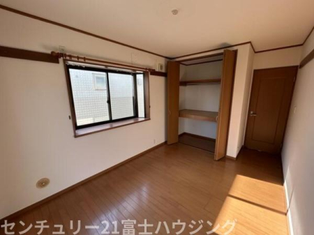 �_�ސ쌧����s�����C��4���ڂ̒��È�ˌ��Ă̐Q��