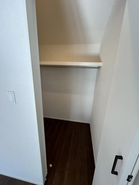 �_�ސ쌧������s���6���ڂ̐V�z��ˌ��Ă̎��[