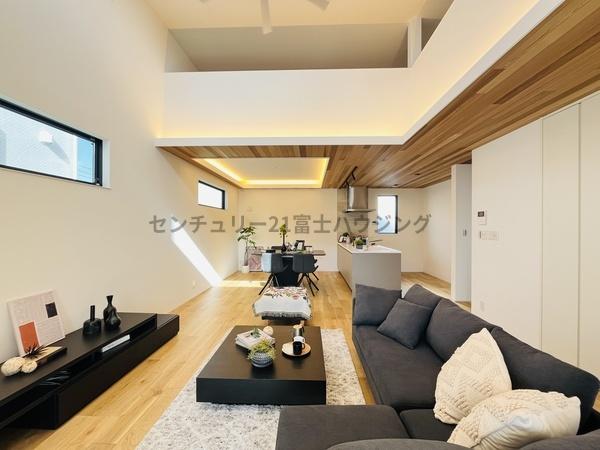 �_�ސ쌧������s�l�|4���ڂ̐V�z��ˌ��Ẵ��r���O