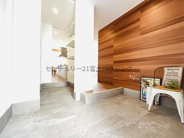 �_�ސ쌧������s�l�|4���ڂ̐V�z��ˌ��Ă̌���