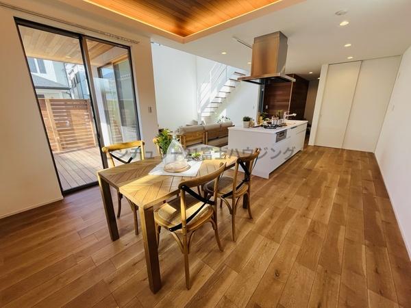 �_�ސ쌧������s�l�|4���ڂ̐V�z��ˌ��Ẵ��r���O