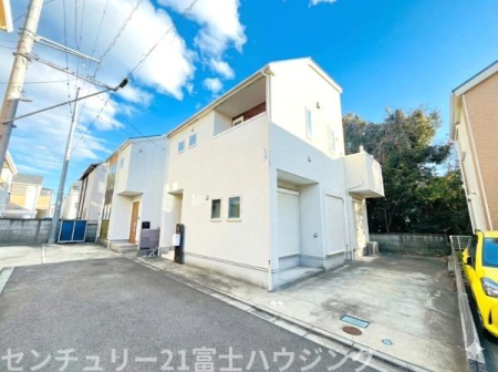 �_�ސ쌧�����S���쒬��V�{8���ڂ̒��È�ˌ��Ă̌��n�O�ώʐ^