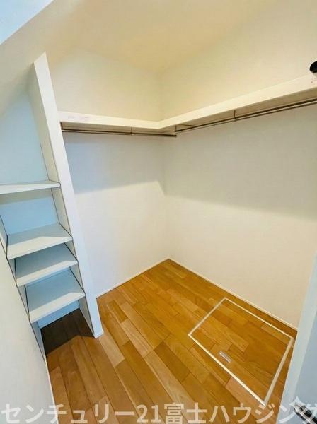 �_�ސ쌧�����S���쒬��V�{8���ڂ̒��È�ˌ��Ă̎��[