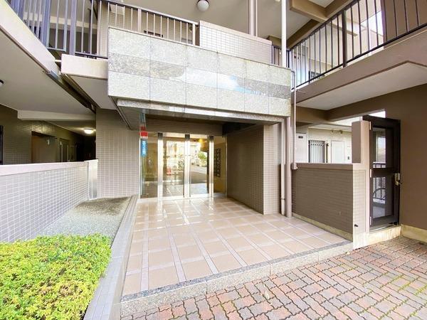 �_�ސ쌧����s�ΐ�1���� 22-3�̒��Ã}���V�����̃G���g�����X