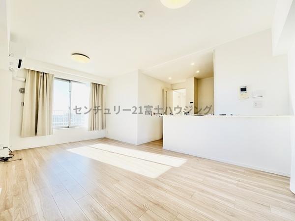 �_�ސ쌧������s�ᏼ���̒��Ã}���V�����̃��r���O