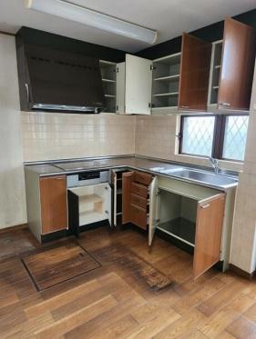 �_�ސ쌧���q�s�򖾎�6���ڂ̒��È�ˌ��ẴL�b�`��