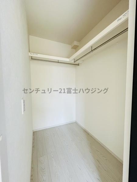 �_�ސ쌧������s���c3���ڂ̐V�z��ˌ��Ă̎��[