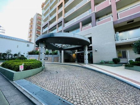 �_�ސ쌧����s�{����5���ڂ̒��Ã}���V�����̃G���g�����X