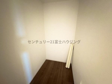 �_�ސ쌧������s���c1���ڂ̐V�z��ˌ��Ă̎��[