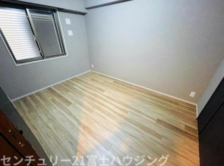 �_�ސ쌧������s���C�ݓ�4���ڂ̒��Ã}���V�����̎q������