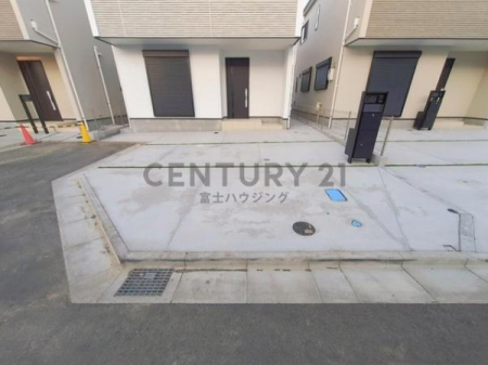 �_�ސ쌧����s�ғ�������1���ڂ̐V�z��ˌ��Ă̒��ԏ�