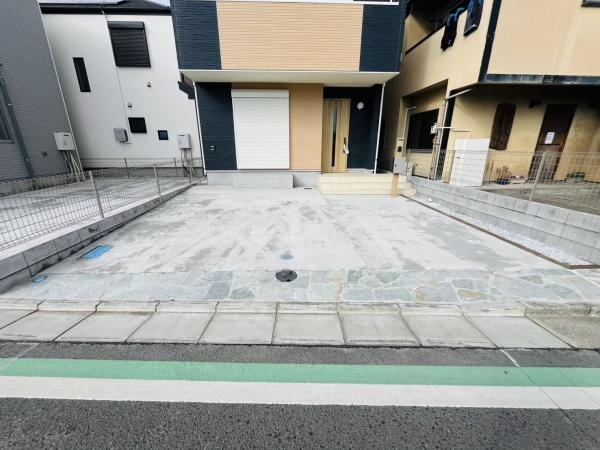 �_�ސ쌧������s����4���ڂ̐V�z��ˌ��Ă̒��ԏ�