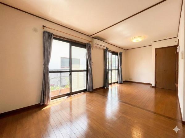 �_�ސ쌧����s���ؑ�2���ڂ̒��È�ˌ��Ẵ��r���O�ȊO�̋���