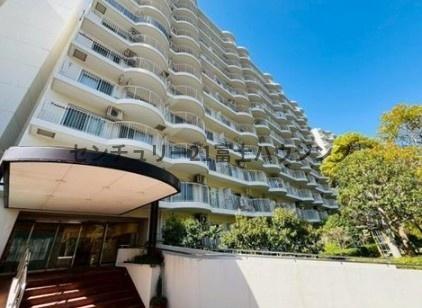 �_�ސ쌧���q�s���{�̒��Ã}���V�����̌��n�O�ώʐ^