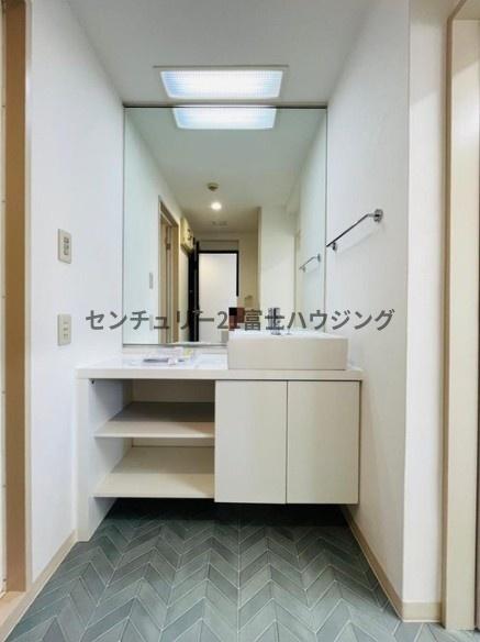 �_�ސ쌧���q�s�ʓ�4���ڂ̒��Ã}���V�����̐��ʑ�E���ʏ�