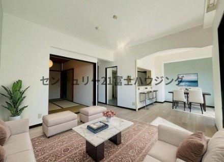 �_�ސ쌧���q�s�ʓ�4���ڂ̒��Ã}���V�����̃��r���O