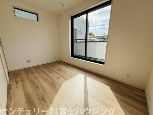 �_�ސ쌧������s����4���ڂ̐V�z��ˌ��Ă̗m��