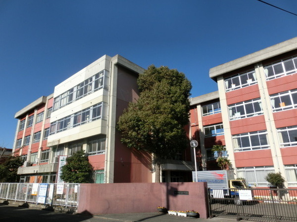 �_�ސ쌧����s���q�̓y�n�̎��ӊ�