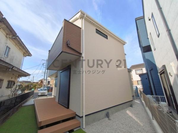 �_�ސ쌧������s���Z���̐V�z��ˌ��Ẳ摜