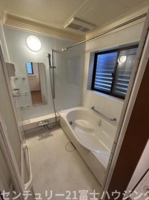 �_�ސ쌧����s�����C��4���ڂ̒��È�ˌ��Ă̗���