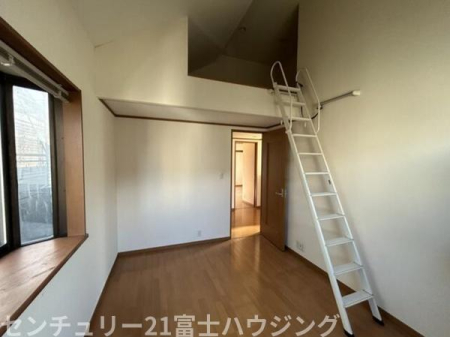 �_�ސ쌧����s�����C��4���ڂ̒��È�ˌ��Ă̗m��