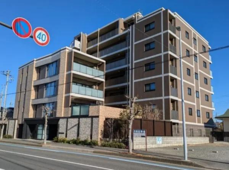 �_�ސ쌧����s�{����2���ڂ̒��Ã}���V�����̌��n�O�ώʐ^