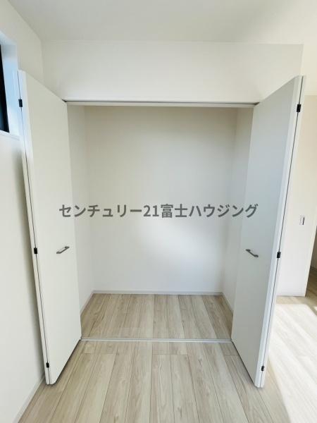 �_�ސ쌧������s�����u�̐V�z��ˌ��Ă̎��[