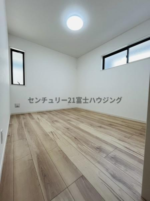 �_�ސ쌧������s����4���ڂ̐V�z��ˌ��Ẳ摜