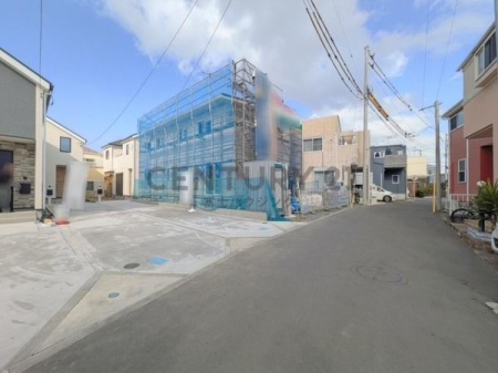 �_�ސ쌧������s�����u�̐V�z��ˌ��Ă̑O�ʓ��H�܂ތ��n�ʐ^