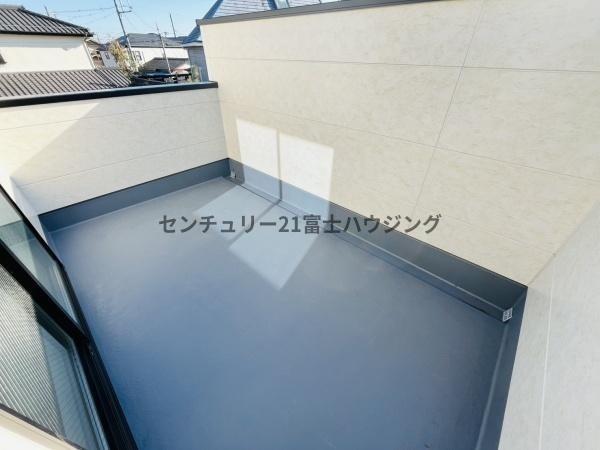 �_�ސ쌧������s�����u�̐V�z��ˌ��Ẵo���R�j�[