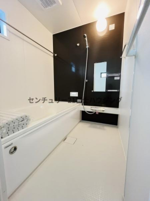 �_�ސ쌧������s�����u�̐V�z��ˌ��Ă̗���