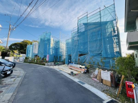 神奈川県鎌倉市手広の新築一戸建ての現地外観写真