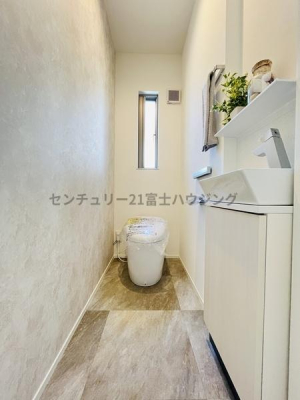 �_�ސ쌧������s�l�|4���ڂ̐V�z��ˌ��Ẵg�C��