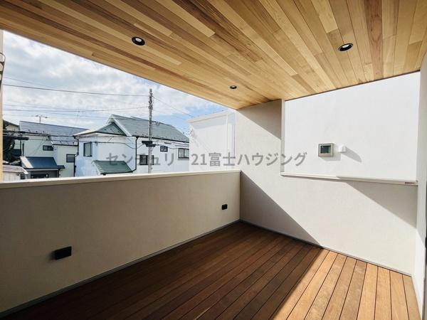 �_�ސ쌧������s�l�|4���ڂ̐V�z��ˌ��Ẵo���R�j�[