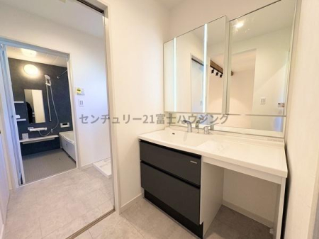 �_�ސ쌧������s���a�c3���ڂ̐V�z��ˌ��Ă̐��ʑ�E���ʏ�